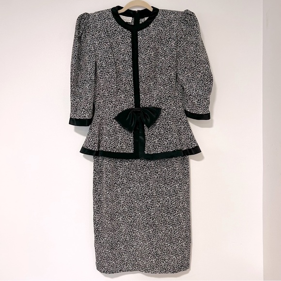 Vintage Dresses & Skirts - Vintage 80s Black White Animal Print Bow MIDI Dress Size Medium